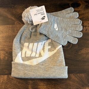 New Kids Nike Winter Set - Unisex, Light Gray - one size - NWT